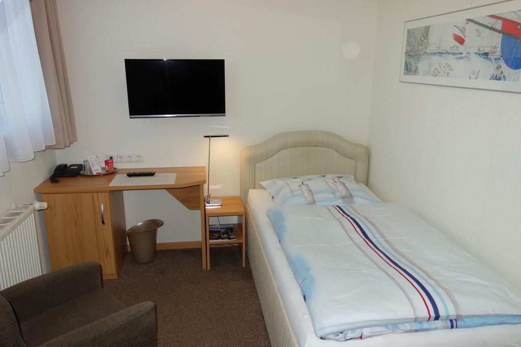 Hotel Gode Wind Kiel Extérieur photo