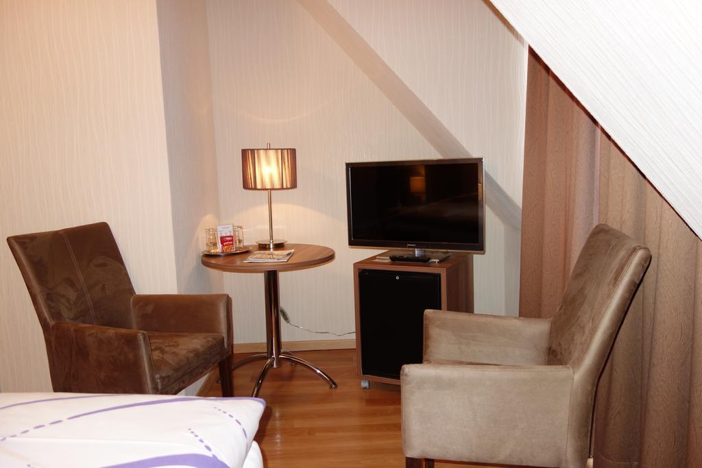 Hotel Gode Wind Kiel Extérieur photo